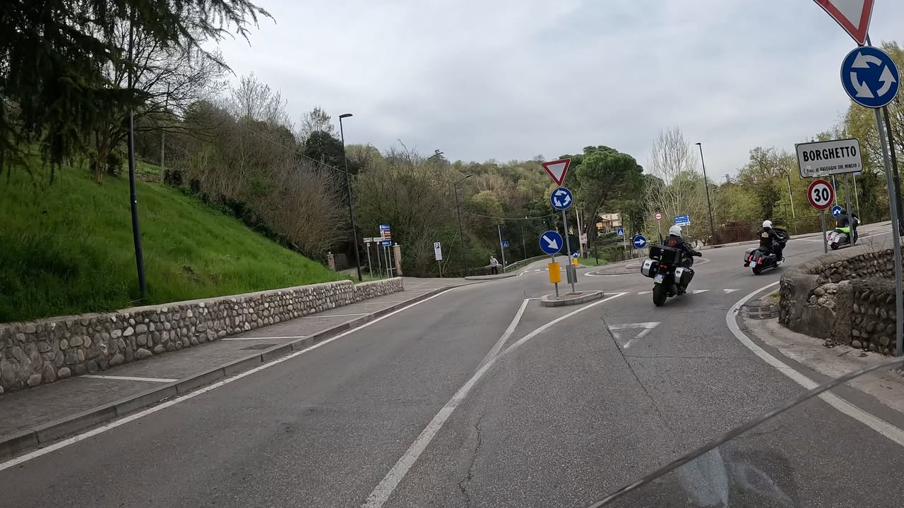 SAN MARTINO DELLA BATTAGLIA E SIRMIONE: TRA L’ECO DEL RISORGIMENTO ED IL…