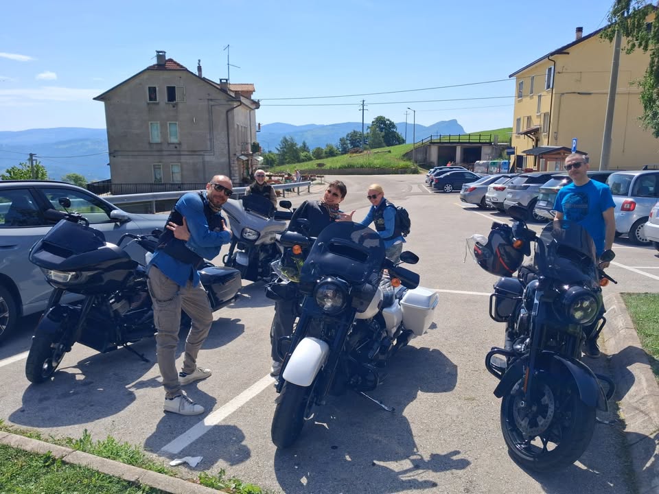 TRA CASTELLI E LEGGENDE: L’ANTENORE TRA ABISSI, FORTEZZE E PIOGGIA. Ci sono…